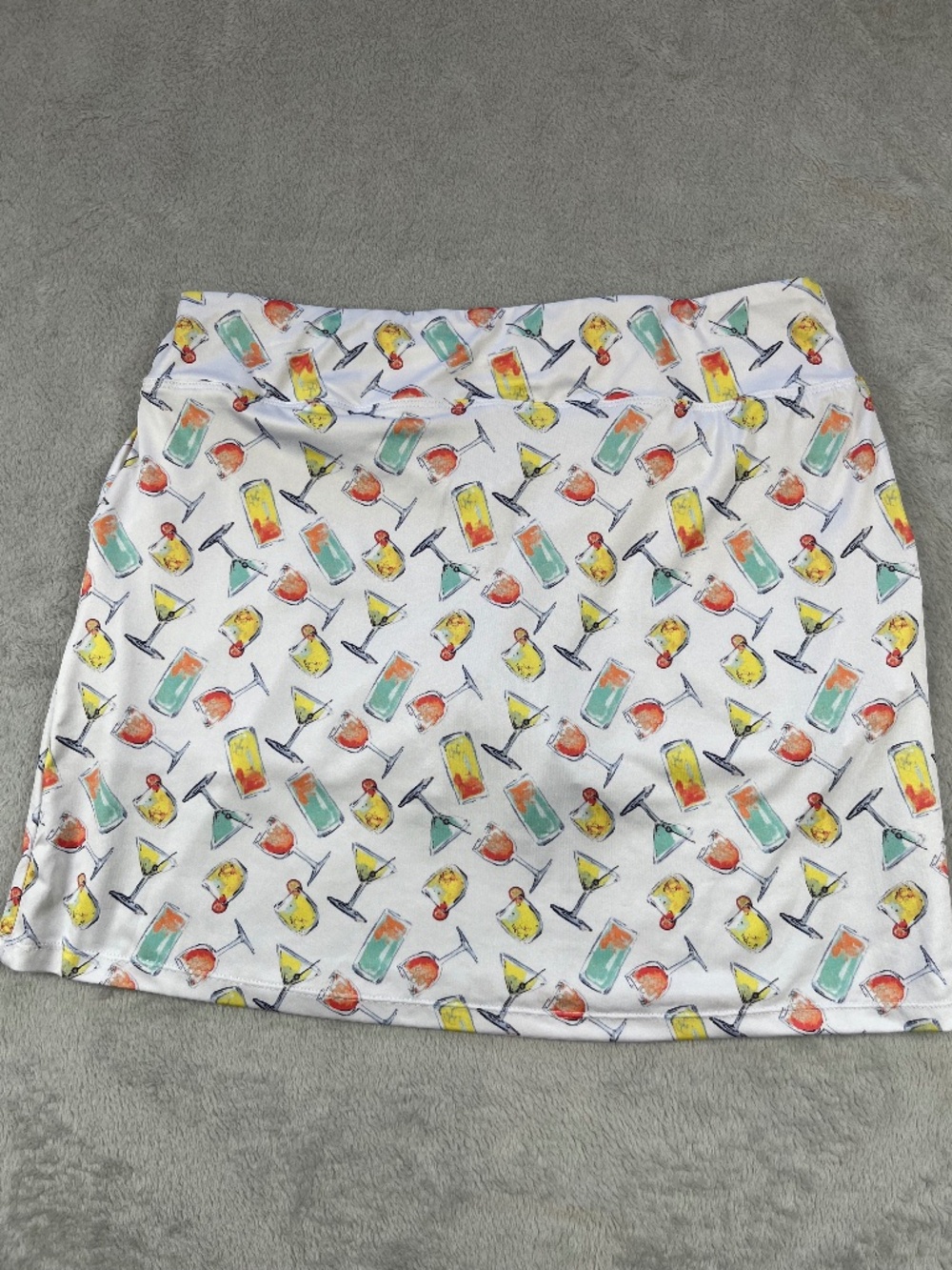 Emerald 18 Happy Hour Golf Skort Cocktail Martini Novelty Athletic Skirt sz M - Picture 3 of 10